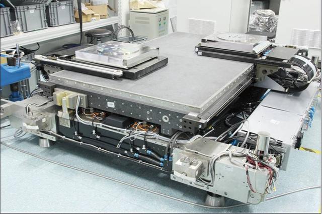 纯国产光刻机取得重大突破！中国人攻克高端光刻机工件台科技难题