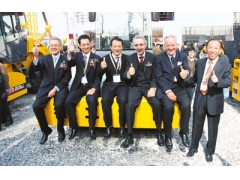 <b>徐工集团：做世界级工程机械领域的国家砝码</b>